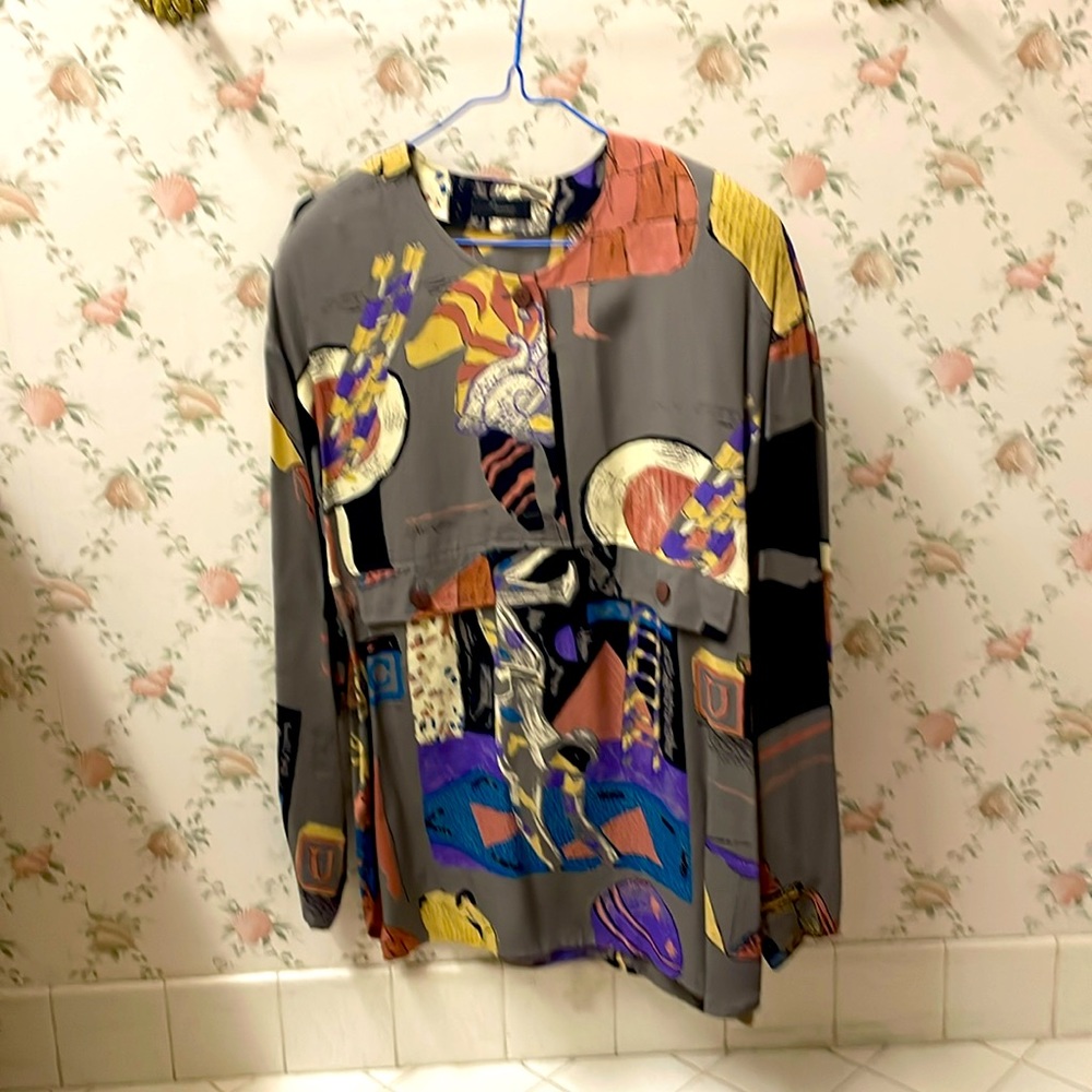 Vintage Women’s colorful shirt